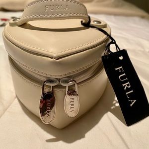 BNWT ~ FURLA Leather Heart Shaped Jewelry Case